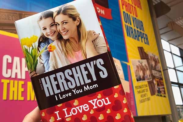 Personalized HERSHEY'S Chocolate Bars